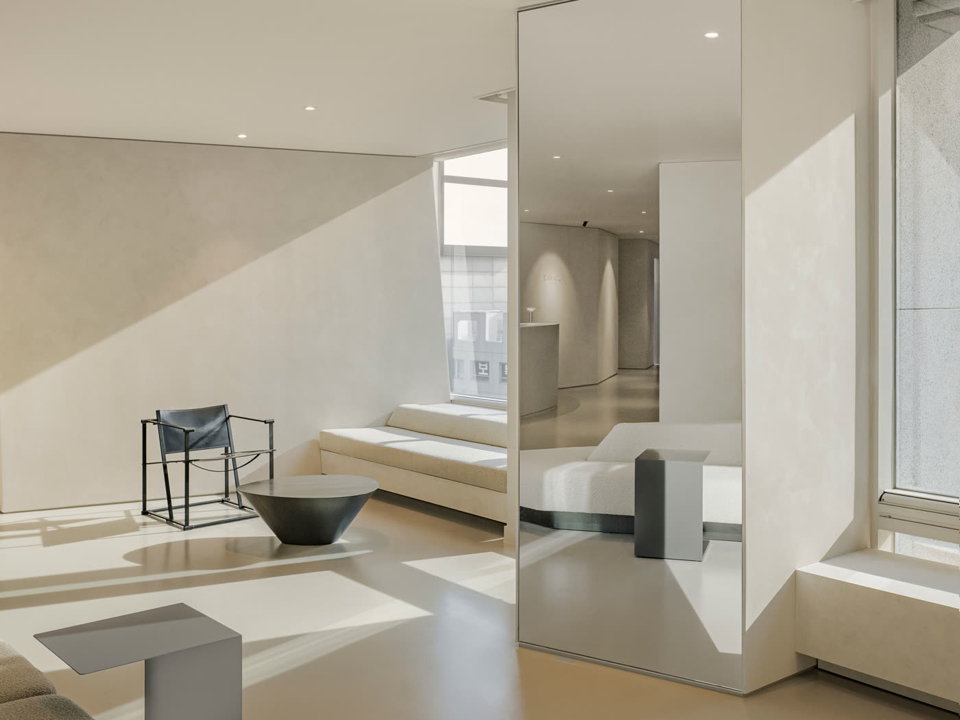 LOVAE dermatology clinic Hongdae interior — seoul skin clinic, skin clinic korea (8/12)